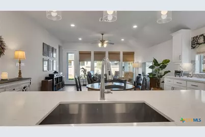 1816 Field Brook, Seguin, TX 78155 - Photo 8