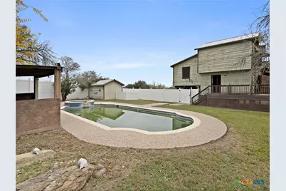 140 Englemann, Seguin, TX 78155 - Photo 10