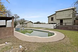 140 Englemann, Seguin, TX 78155 - Photo 10