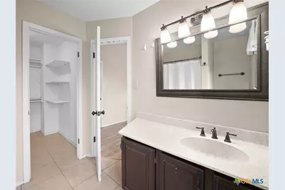 140 Englemann, Seguin, TX 78155 - Photo 36