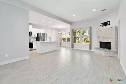 119 Rockingshire Court, Spring Branch, TX 78070 - Photo 2