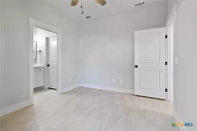 119 Rockingshire Court, Spring Branch, TX 78070 - Photo 16