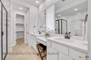 148 Spanish Oak, Castroville, TX 78009 - Photo 14