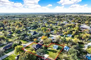 1309 E St, Floresville, TX 78114 - Photo 38