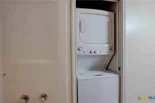 427 Lindsey St, San Marcos, TX 78666 - Photo 12