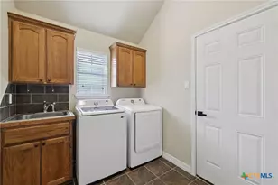 1921 Merlin Dr, Harker Heights, TX 76548 - Photo 14