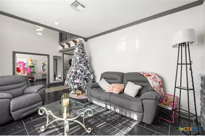 23019 Hilltop Peaks, Elmendorf, TX 78112 - Photo 10