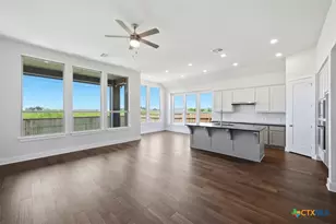 255 White Oak, Castroville, TX 78009 - Photo 8