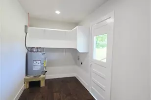 930 Elm Creek Rd, Rockdale, TX 76567 - Photo 16