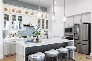 313 White Oak, Castroville, TX 78009 - Photo 12