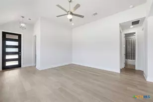 2215 Altiplano, San Antonio, TX 78245 - Photo 10