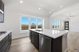 2215 Altiplano, San Antonio, TX 78245 - Photo 6