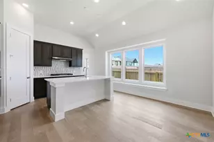 2215 Altiplano, San Antonio, TX 78245 - Photo 18