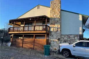 102 A/B Falcon, Horseshoe Bay, TX 78657 - Photo 4