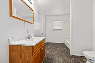 1002 W Woodlawn, San Saba, TX 76877 - Photo 8