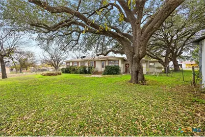 1002 W Woodlawn, San Saba, TX 76877 - Photo 14