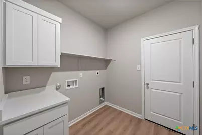 704 Seven Springs Drive, Temple, TX 76502 - Photo 32