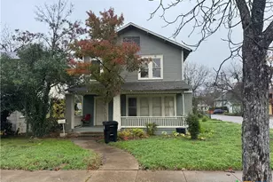 803 N 13th St, Temple, TX 76501 - Photo 2