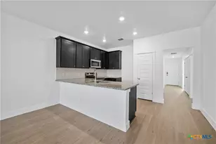 1010 College Ave, Troy, TX 76579 - Photo 4