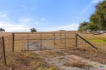 2501 County Road 224, Florence, TX 76527 - Photo 20