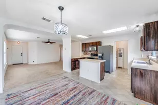 1085 Stone Hollow, New Braunfels, TX 78130 - Photo 10