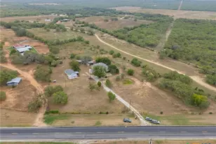 4598 State Hwy 173, Devine, TX 78016 - Photo 46