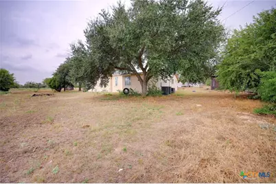 4598 State Highway 173, Devine, TX 78016 - Photo 26