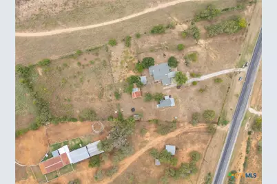 4598 State Highway 173, Devine, TX 78016 - Photo 48