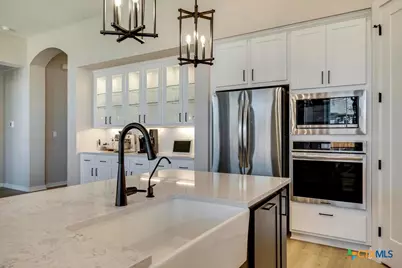 5725 Huron Drive, New Braunfels, TX 78130 - Photo 12