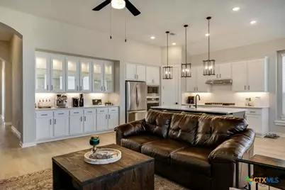 5725 Huron Drive, New Braunfels, TX 78130 - Photo 8