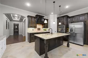 2714 Cedar Rdg Dr, New Braunfels, TX 78132 - Photo 8