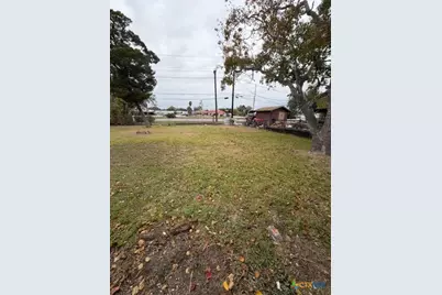 203 Houston Street, Port Lavaca, TX 77979 - Photo 22