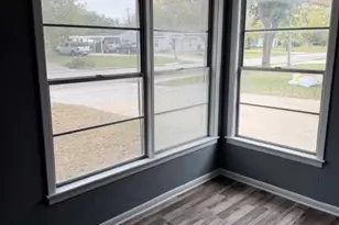 203 Houston St, Port Lavaca, TX 77979 - Photo 20