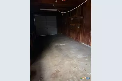 203 Houston Street, Port Lavaca, TX 77979 - Photo 6