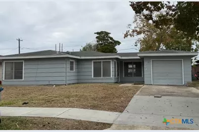 203 Houston Street, Port Lavaca, TX 77979 - Photo 1