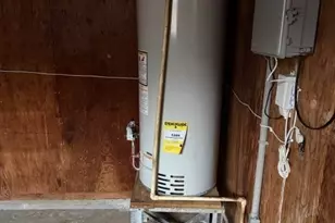 203 Houston St, Port Lavaca, TX 77979 - Photo 8