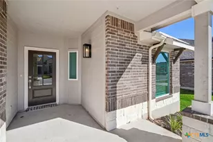 3721 Pin Oak Hls, Seguin, TX 78155 - Photo 14