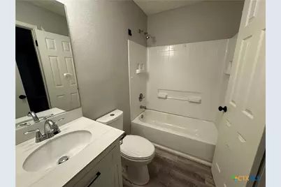 703 E Avenue J, Lampasas, TX 76550 - Photo 22