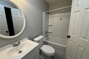 703 E Ave J, Lampasas, TX 76550 - Photo 12