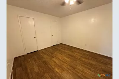 703 E Avenue J, Lampasas, TX 76550 - Photo 26