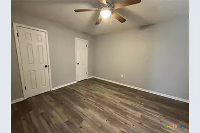 703 E Avenue J, Lampasas, TX 76550 - Photo 36