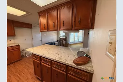 996 Carefree Drive, Victoria, TX 77905 - Photo 4