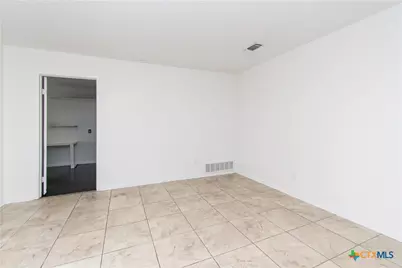 1201 Hughes Avenue, Copperas Cove, TX 76522 - Photo 2