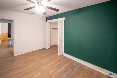 1006 W North Street, Victoria, TX 77901 - Photo 6