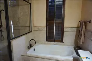 5150 Laurie Michelle Rd, San Antonio, TX 78261 - Photo 18