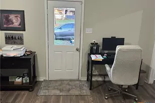 3081 S Stockdale Hwy St, Seguin, TX 78155 - Photo 4