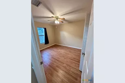 310 Vollentine Street, Yoakum, TX 77995 - Photo 18