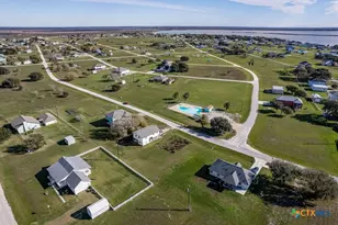 654 Calumet Dr, Palacios, TX 77465 - Photo 10