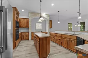 2213 Small Town Dr, New Braunfels, TX 78130 - Photo 6