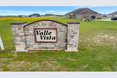 60 Monte Vista Street, Victoria, TX 77905 - Photo 2